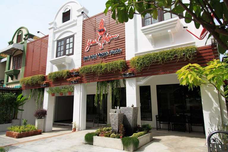 Others 2, Yes vegan pattaya, Pattaya