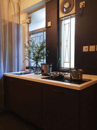 Pearl House 3 Bedroom (1 King size 2 queen size), Wan Chai