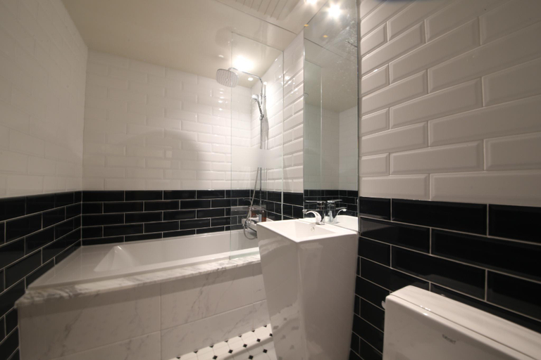 Bathroom, ASOME HOTEL, Gimhae