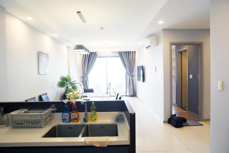 Excellent view, Free pool/gym, near Ben Thanh mar , District 4
