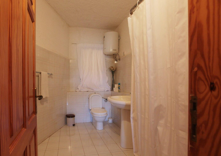 Bathroom 5, Villa Pedro 2 Bedroom villa with shared pool