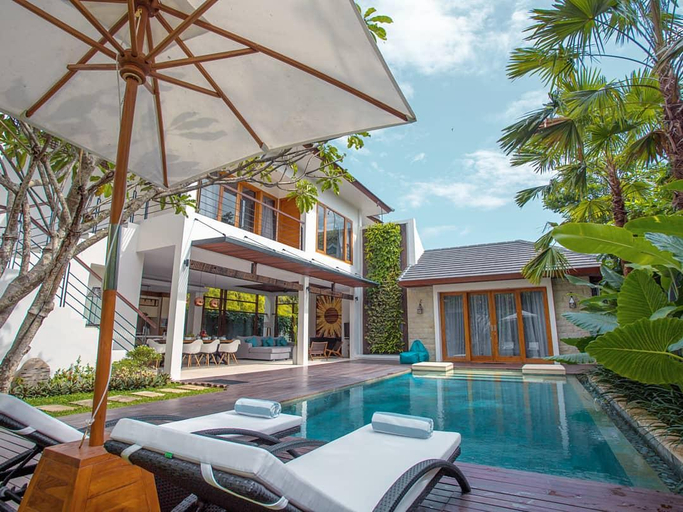 Sport & Beauty 1, Big 3 Bedrooms Villa Modern Tropical Bali, Badung