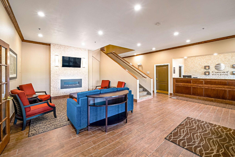 Public Area 2, Comfort Inn & Suites Independence, Buchanan