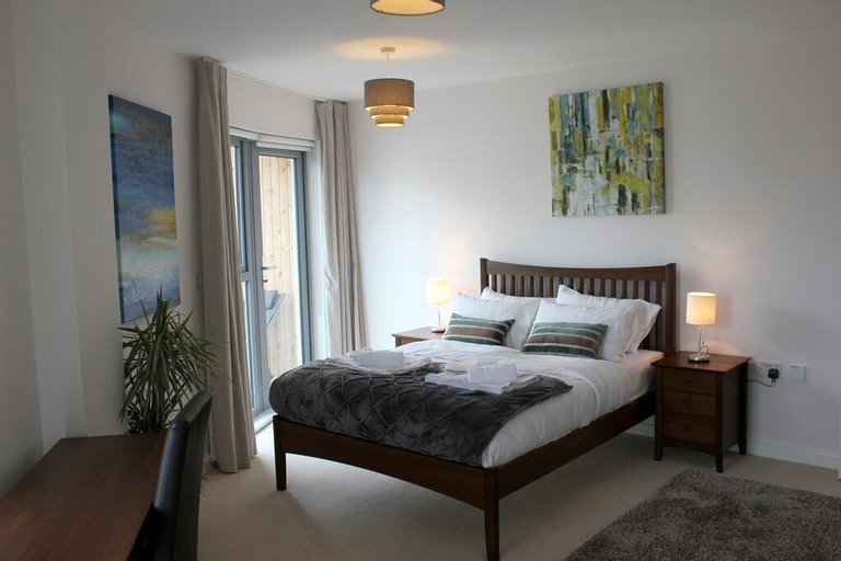 The Luxurious Semi-Circle by Paymán Club, Cambridgeshire