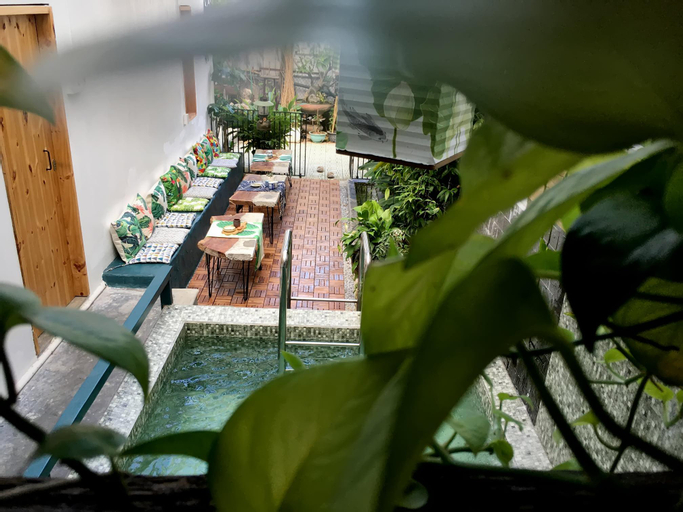 Stylish room with garden and pool (Palm-leaf room), Huế
