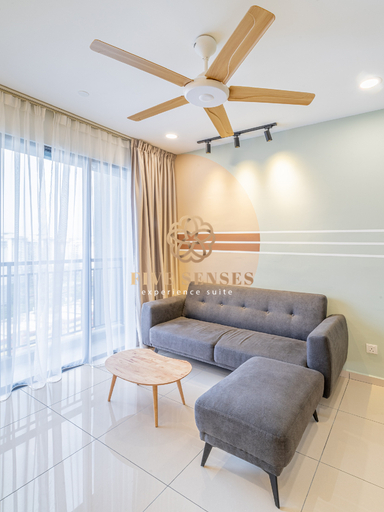 Two Bedroom Suite By Five Senses . Sri Petaling, Kuala Lumpur