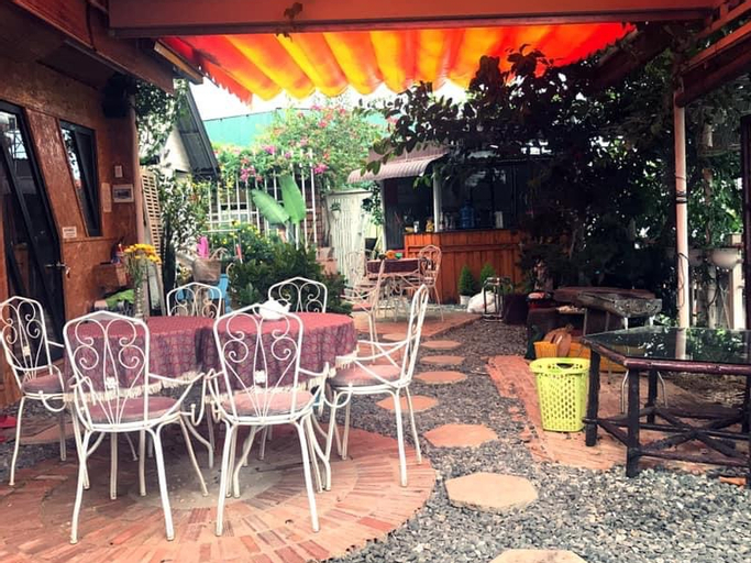 Homestay sân vườn yên tĩnh giữa lòng thành phố, Đà Lạt