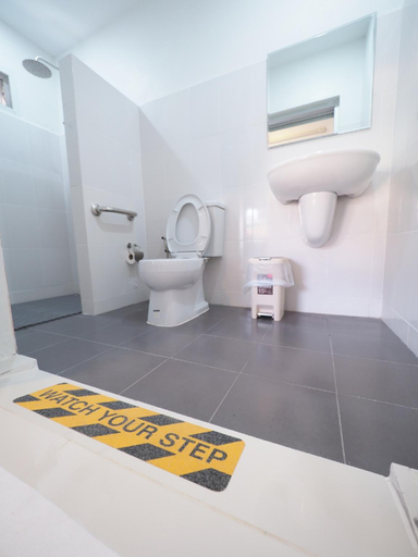 Bathroom 4, Njoy Private Pool Villa @Sriracha, 3 BR , Family-Friendly with Kid's Club, 10 guests, Si Racha