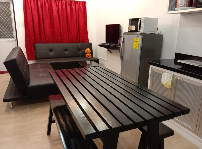Public Area 4, Two BR, 12pax, 3km outside Pico de Loro & beach /r, Nasugbu