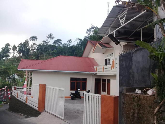 Others 4, LB 03 Comfy Room w/ Mountain View, Wonosobo