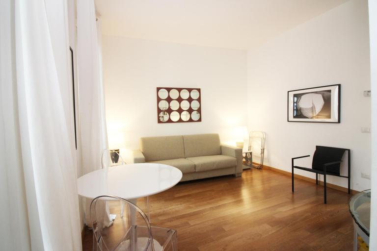 Bedroom 2, Brera - Fiori Chiari charme apartments, Milano