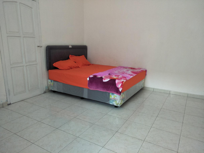 Bedroom 3, Hadam Kost eksklusif, Madiun