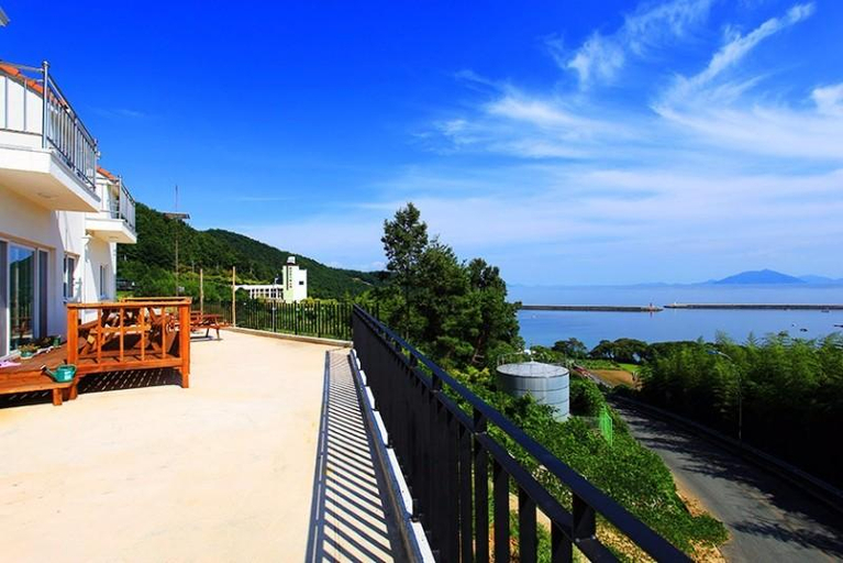 Others 5, Namhae Gana Pension, Namhae