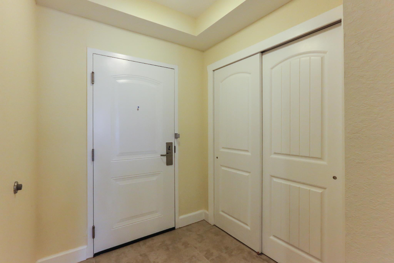 Public Area, Prestige Collection - Harbourside at Marker 33, Pinellas