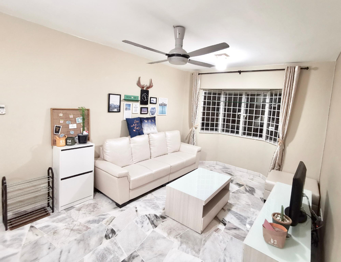 Melaka Town Cozy Homestay (free wifi & games), Malacca City