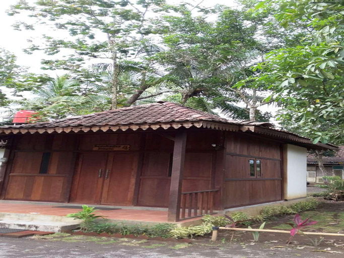 Cabana Room at Balkondes Borobudur 07, Magelang