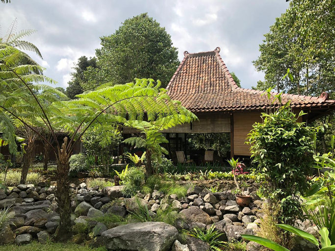 Exterior & Views 4, Tempuran Hills Family Homestay, Sleman