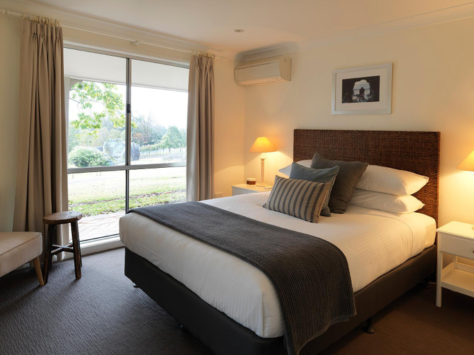 Others 5, Winmark Wines | Rock Cottage, Singleton