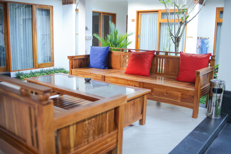 Public Area 3, Villa Casablanca Surf Keramas, Gianyar