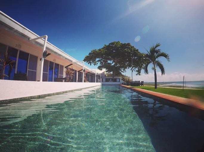 Beachhouse Poolside Room., Dalaguete