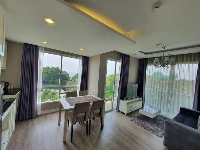 The Exclusive Flr5 @ WON Beach suite &Rooftop pool, Muang Chon Buri