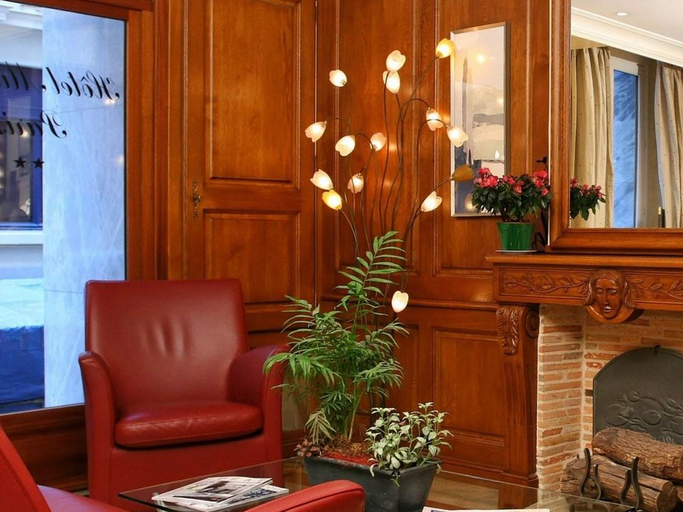 Public Area 2, Hotel Muguet, Paris
