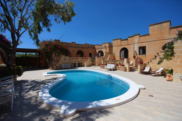Others 3, Villa Pedro 2 Bedroom villa with shared pool