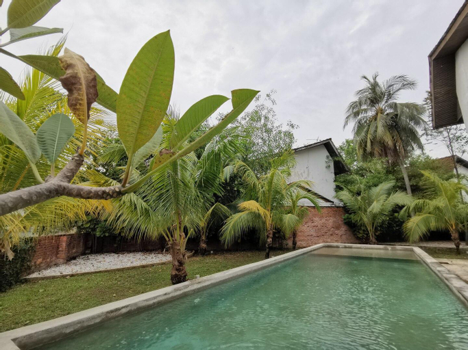 PD Rustic Greenwood Pool Villa (Up to 16 pax), Port Dickson