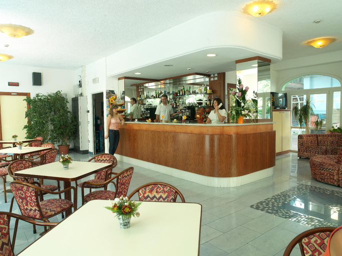 Public Area 3, Residence Eurogarden, Rimini