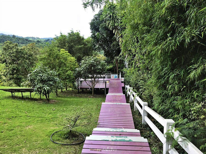 (Bullfrogfarm) HillSide 3, Wang Num Khiaw