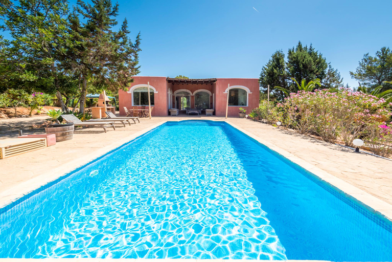Sport & Beauty 3, EXCLUSIVE VILLA IN PORROIG, Baleares