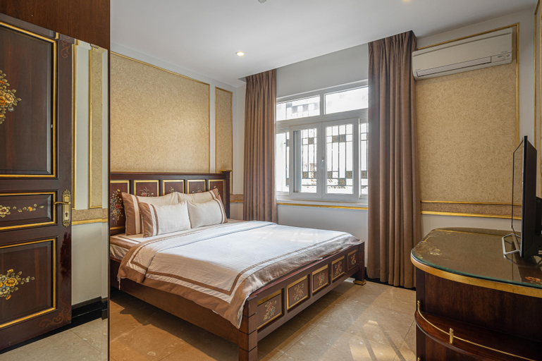 TWO BEDROOM APARTMENT 345AB TRẦN HƯNG ĐẠO QUẬN 1 , District 1