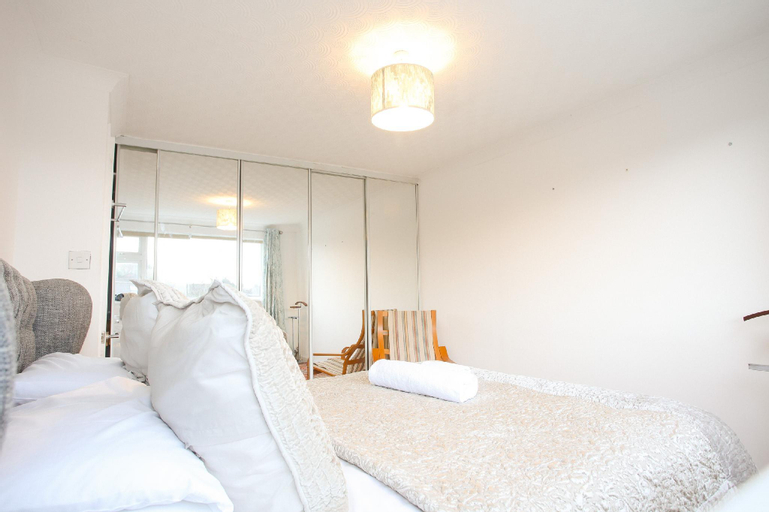Business Park Lodge by Paymán Club, Cambridgeshire