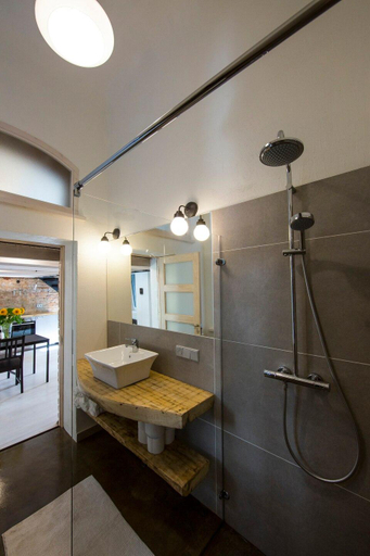 Bathroom 3, Romantic Stylish Studio Apt. in the Heart of Riga❤, Riga
