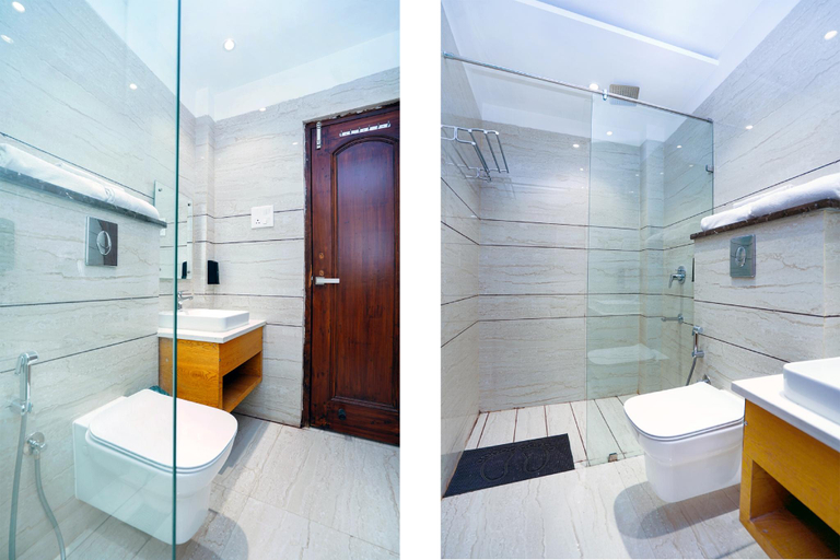 Bathroom 3, Hotel Aura Grand, Amritsar