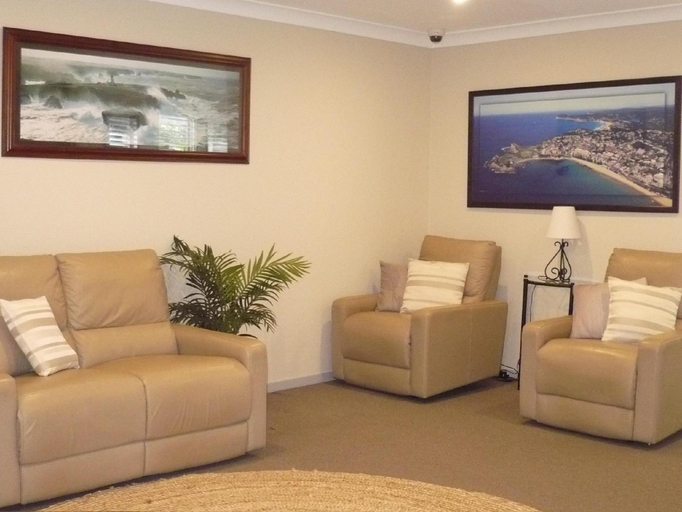 Public Area 4, Tiarri Terrigal, Gosford - East