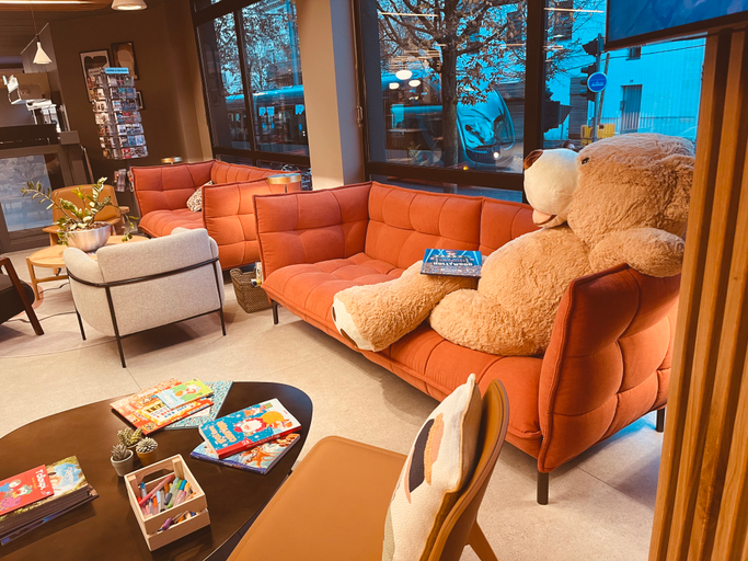 Public Area 4, Novotel Bordeaux Centre Gare Saint Jean, Gironde