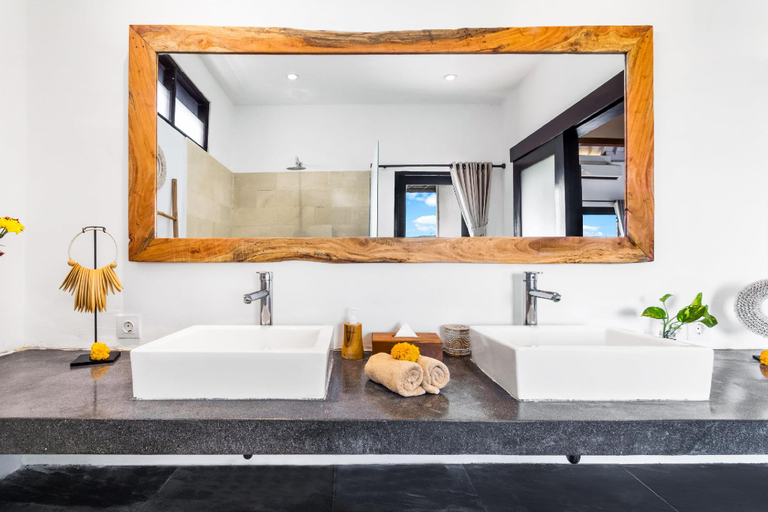 Bathroom 5, Villa New York 4 BDR, Pool, next to The Forge Bali, Badung