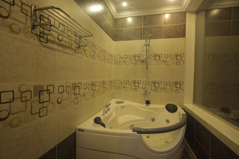 Bathroom 4, City Center Plaza Aparthotel, Jeddah