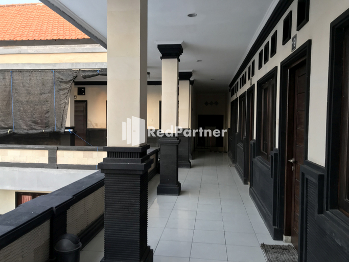 Exterior & Views 5, Sarma Homestay RedPartner, Badung
