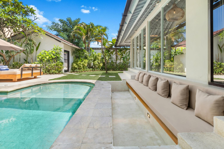 Sport & Beauty 2, Villa New York 4 BDR, Pool, next to The Forge Bali, Badung