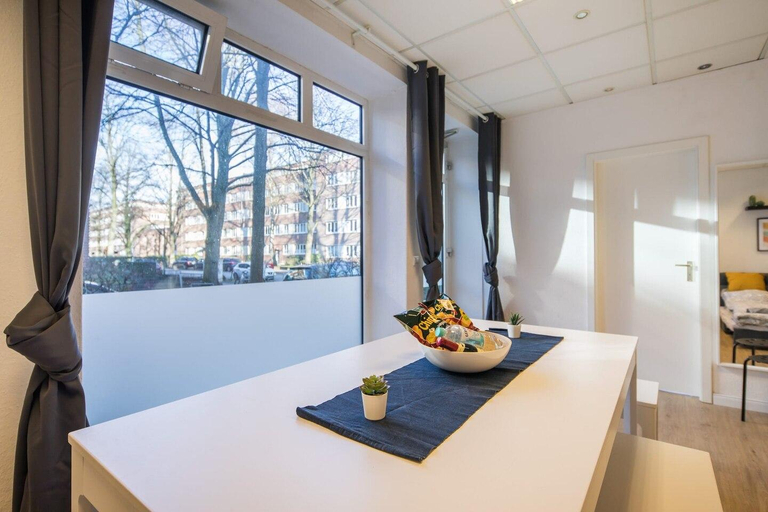 Others 5, Spacious 2 BR Close To Stadtpark +Street Parking, Hamburg