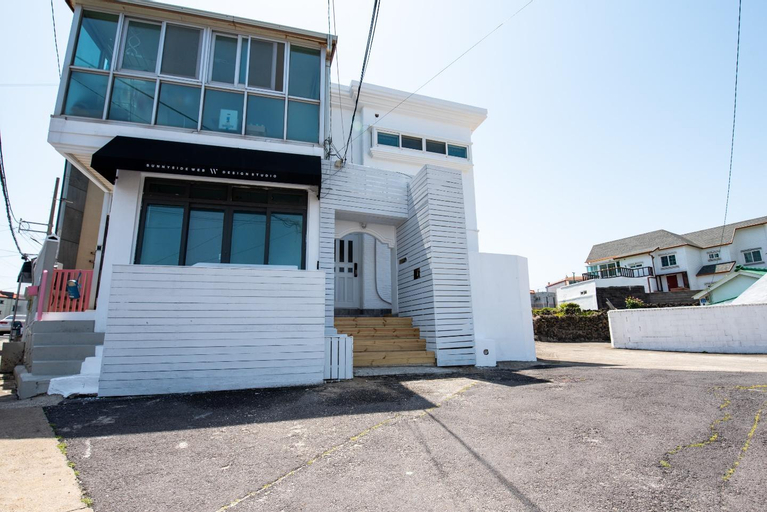 M00N `s Stay101호, Jeju