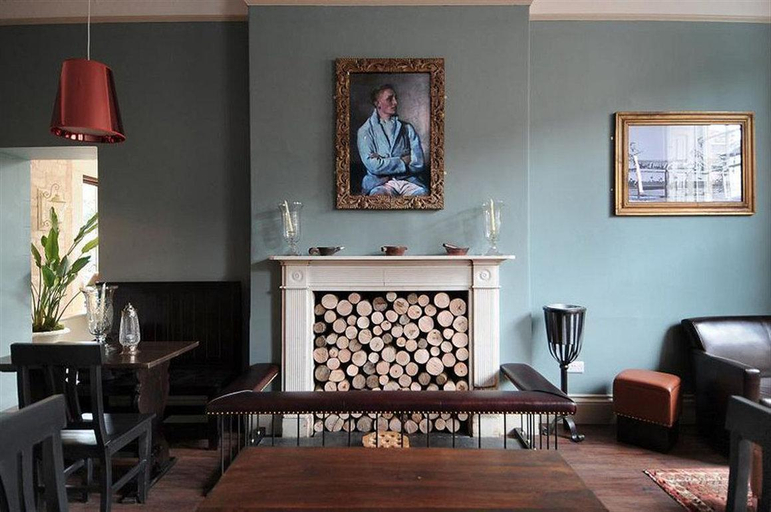 Public Area 3, The William Cecil Hotel, Lincolnshire