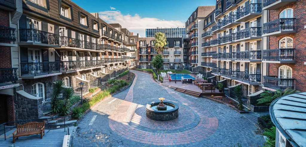 Two Bedroom Studio with Balcony, Melbourne