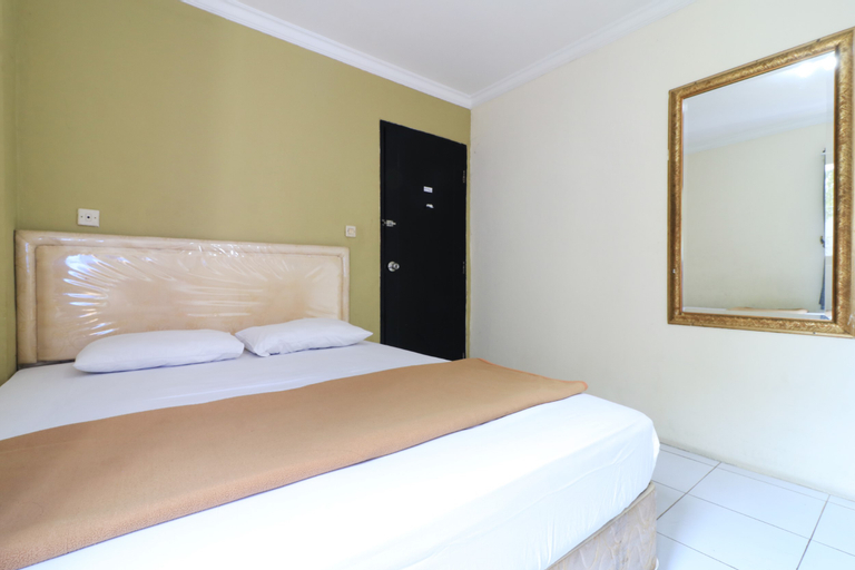 Bedroom 2, AMS Hotel Koja, North Jakarta