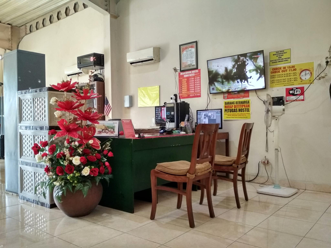 Public Area 2, Imam Bonjol Hostel Semarang, Semarang