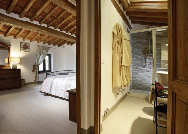 Others 3, Villa Sofia , Siena
