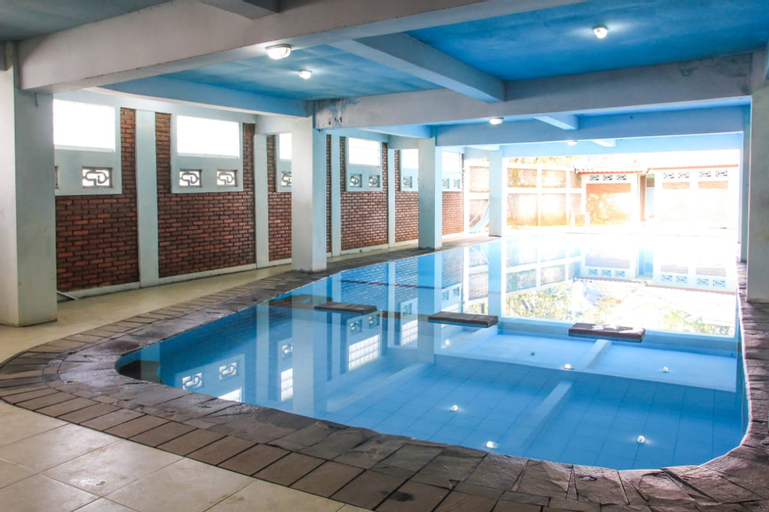 Urbanview Hotel Syariah Insani Cisarua Puncak, Bogor