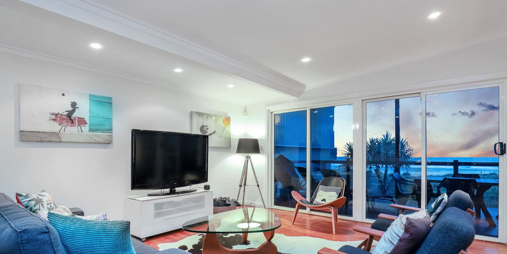 Others 5, True Beachfront Beach House, Gold Coast